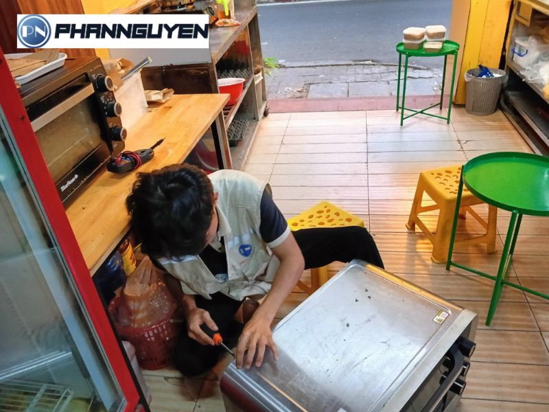 Quy trình sửa lò nướng tại điện máy phan nguyên
