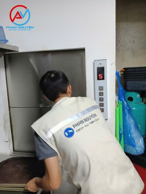 Dịch Vụ Sửa Chữa Thang Máy Tải Thực Phẩm Tại Nhà Chuyên Nghiệp
