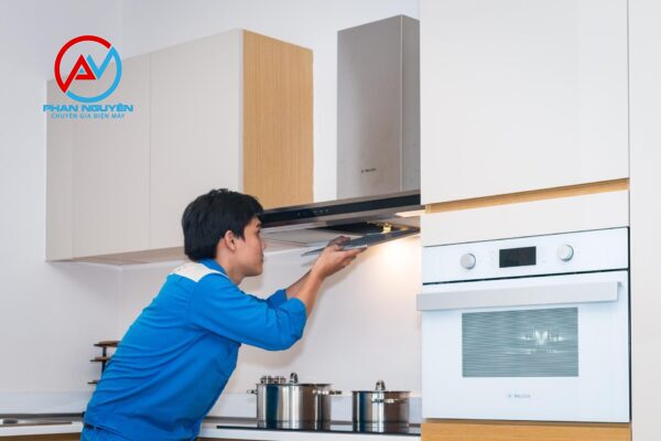 Sửa Chữa Máy Hút Mùi Nhà Bếp Tại Nhà Hà Nội Chuyên Nghiệp , Uy Tín