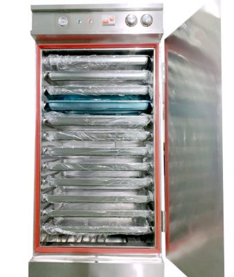 Ưu Điểm Của Tủ Nấu Cơm Công Nghiệp 12 Khay Cho Bữa Ăn Tập Thể