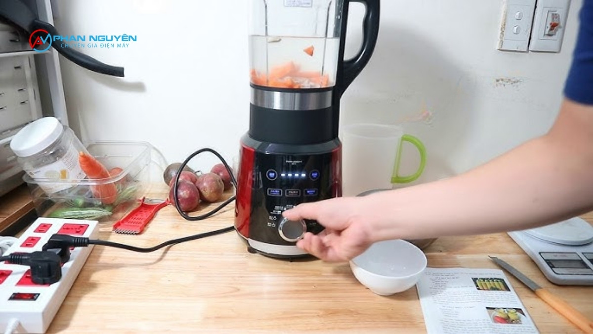 Máy Làm Sữa Hạt Ranbem Gặp Lỗi Gì