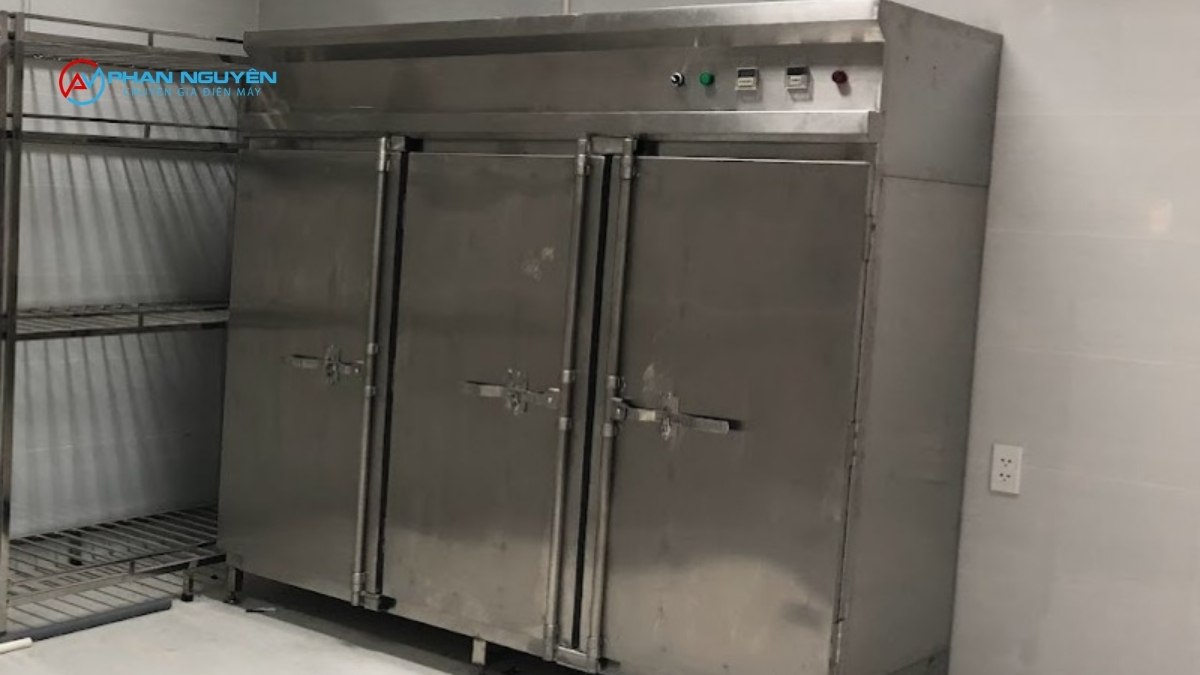 Vì Sao Tủ Hấp Công Nghiệp Tại Hà Nội Dễ Phát Sinh Hỏng Hóc?