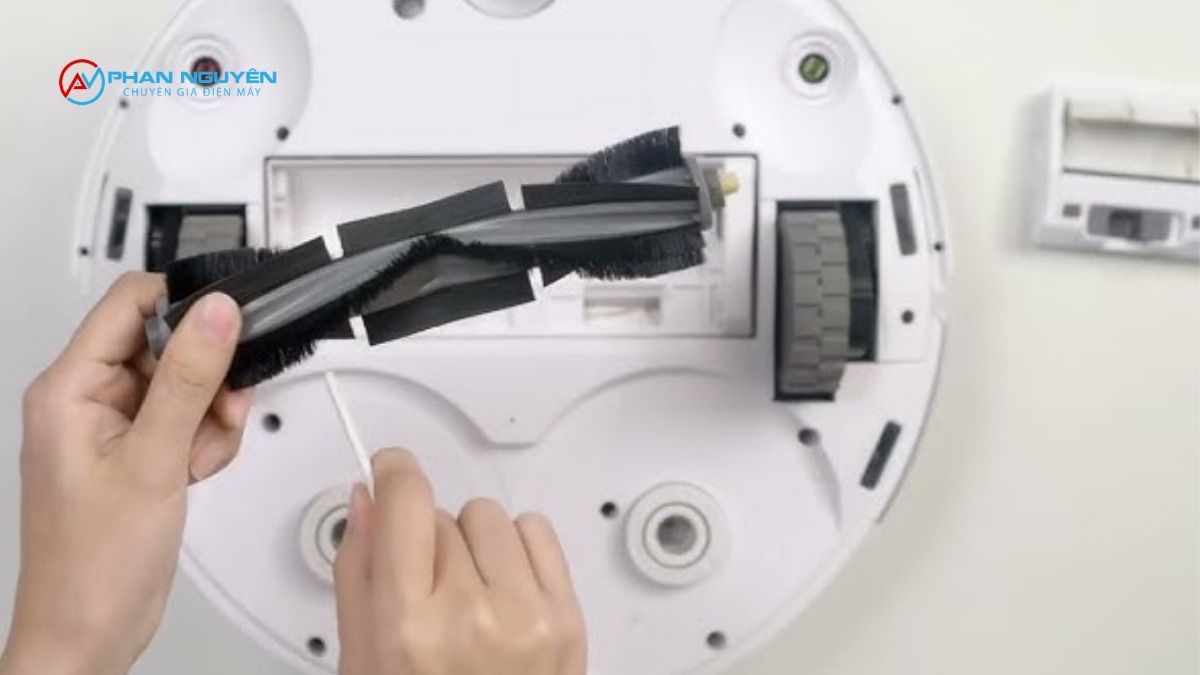 Dấu Hiệu Robot Hút Bụi Đang Cần Bảo Dưỡng Ngay – Không Phải Sửa Chữa