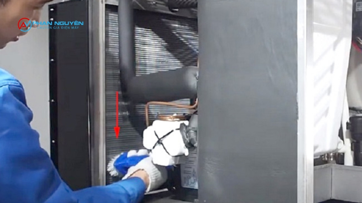 Máy Làm Đá Không Lên Nguồn — Đèn Tắt Hoàn Toàn