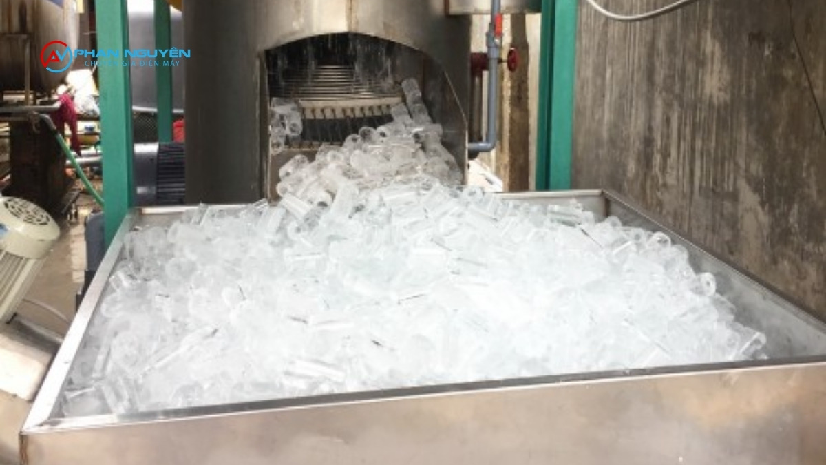 Năng Lực Kỹ Thuật Của Phan Nguyên Với Máy Đá Công Nghiệp Tại Hà Nội