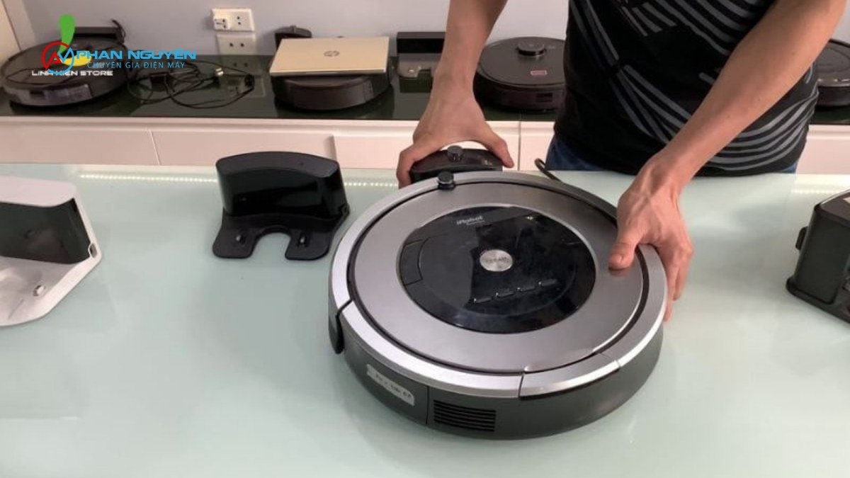Những Điều Cần Lưu Ý Khi Chọn Dịch Vụ Sửa Robot Hút Bụi Tại Nhà
