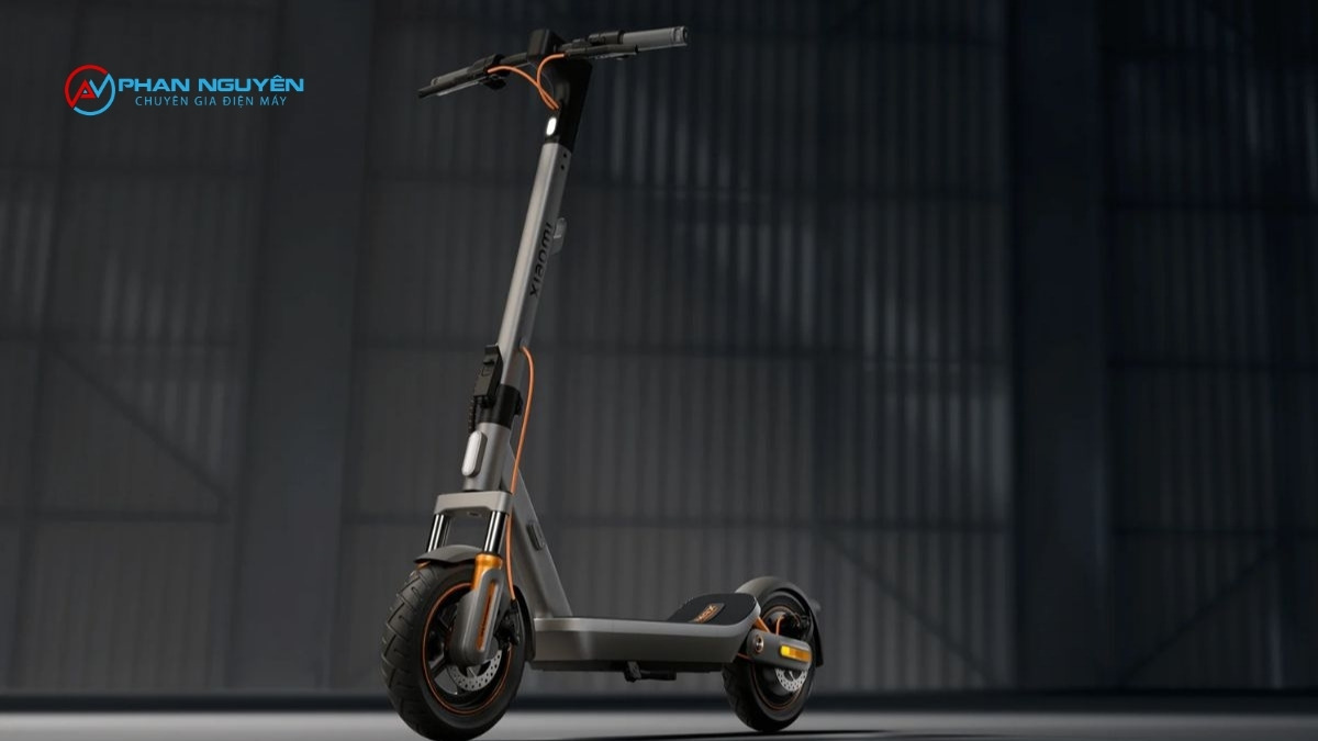 Phân Nhóm Hãng Xe Scooter Và Những Điểm Khác Biệt Khi Sửa