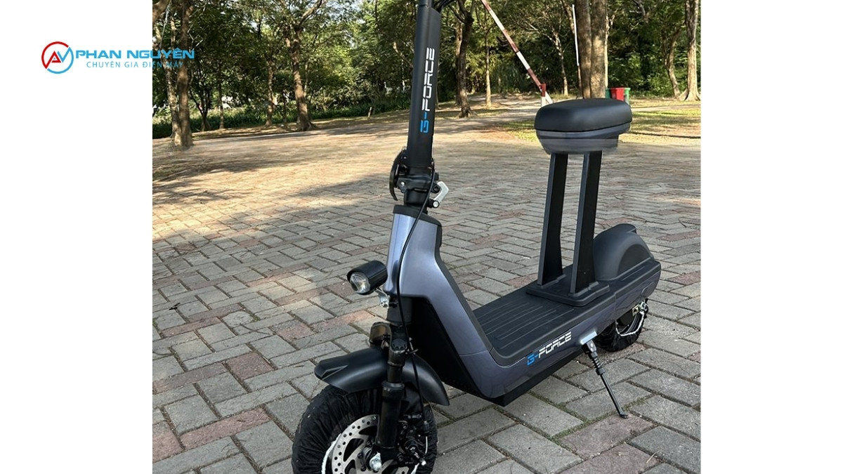 Xe Scooter Điện Gặp Sự Cố — Thợ Tại Hưng Yên Hay Chờ Thợ Hà Nội?
