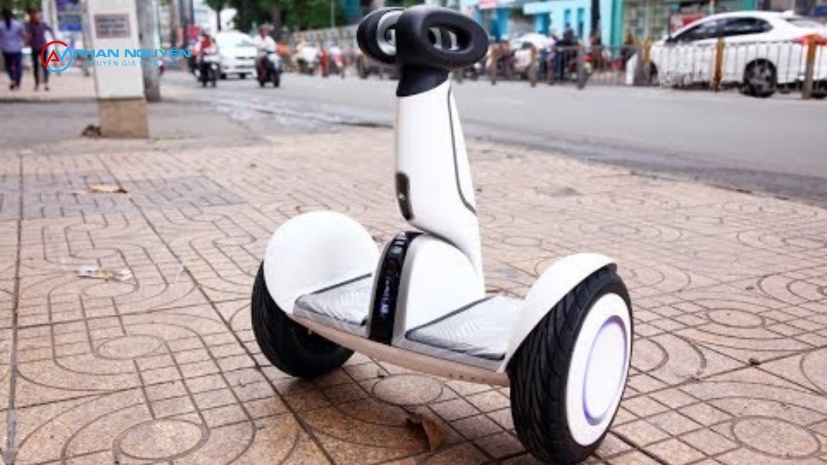 Điều Gì Xảy Ra Nếu Thay Linh Kiện Hoverboard Vào Smart Mini Robot?