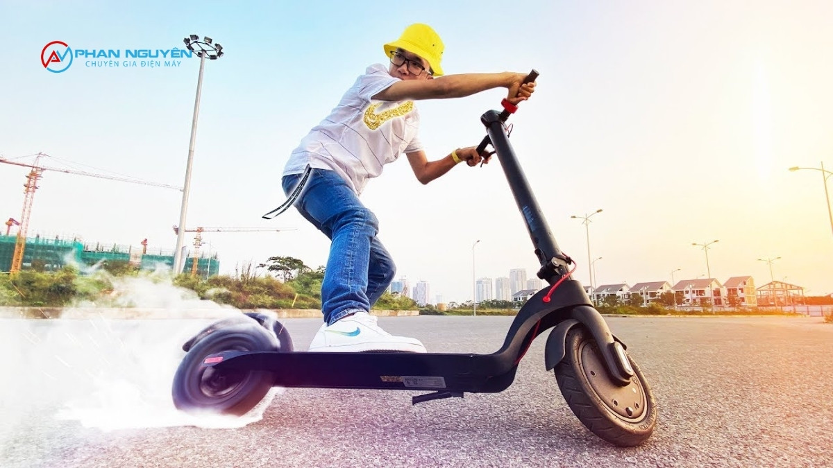 Kukirin, Gotrax, Turboant – 3 Dòng Xe Xách Tay Người Dùng Việt Đang Gặp Khó Khi Sửa
