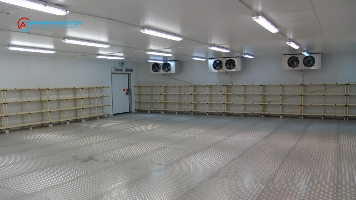 Những Sự Cố Kho Lạnh Công Nghiệp Khiến Chi Phí Tăng Cao Nếu Bỏ Qua