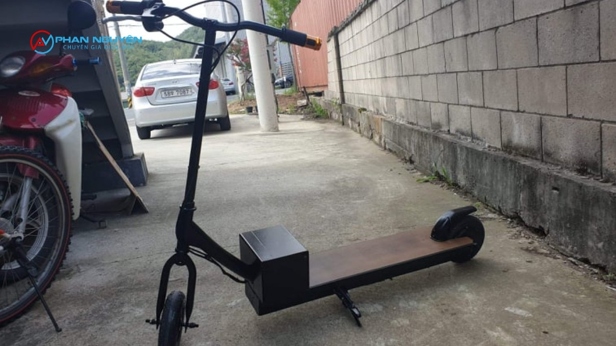 Tại Sao Nên Mua Xe Scooter Cũ — Và Khi Nào Không Nên?