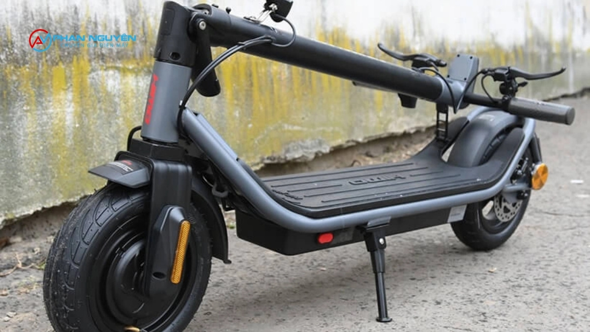 Xe Scooter Bị Giật, Rung, Kêu Lạ Khi Tăng Ga – Từng Loại Âm Thanh Nói Lên Điều Gì?