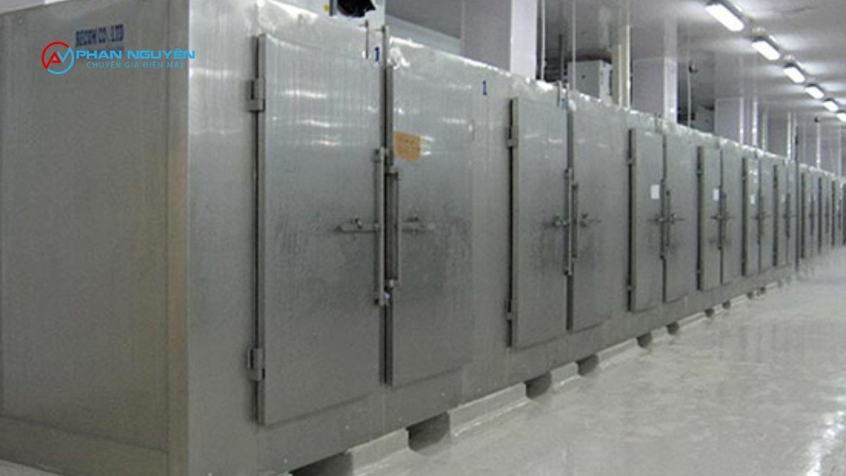 Đặt Nhiệt Độ Kho Lạnh Bao Nhiêu Là Tối Ưu? Bảng Tra Cứu Theo Từng Loại Hàng Hóa