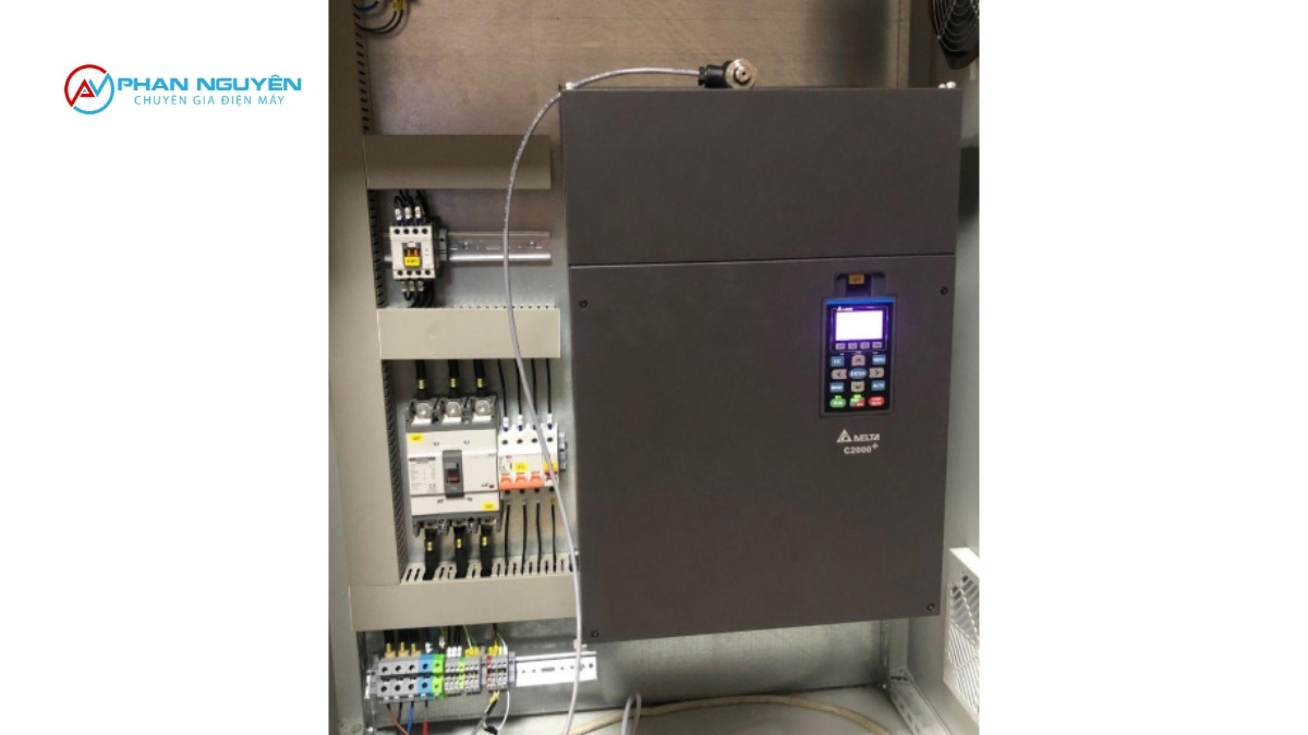 Inverter (Biến Tần) Kho Lạnh Là Gì? Phân Biệt Với Inverter Điện Mặt Trời