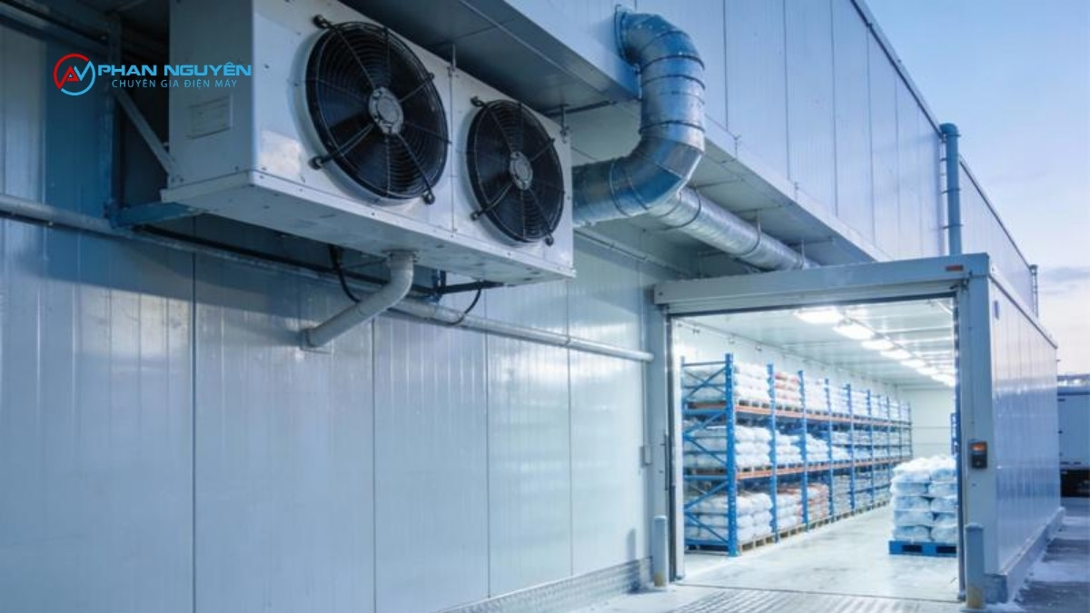 Kho Lạnh Chạy Liên Tục Có Bình Thường Không? Khi Nào Là Dấu Hiệu Bất Thường
