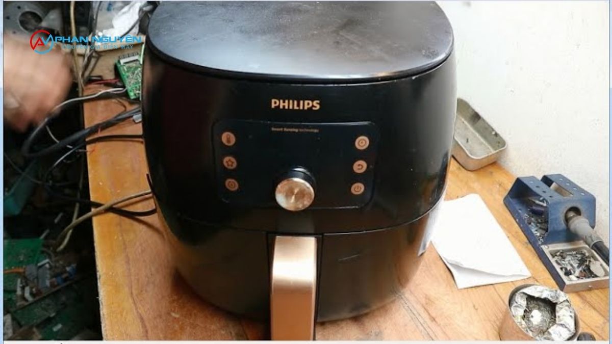 Nồi Chiên Không Dầu Philips Của Bạn Đang Gặp Lỗi Gì?
